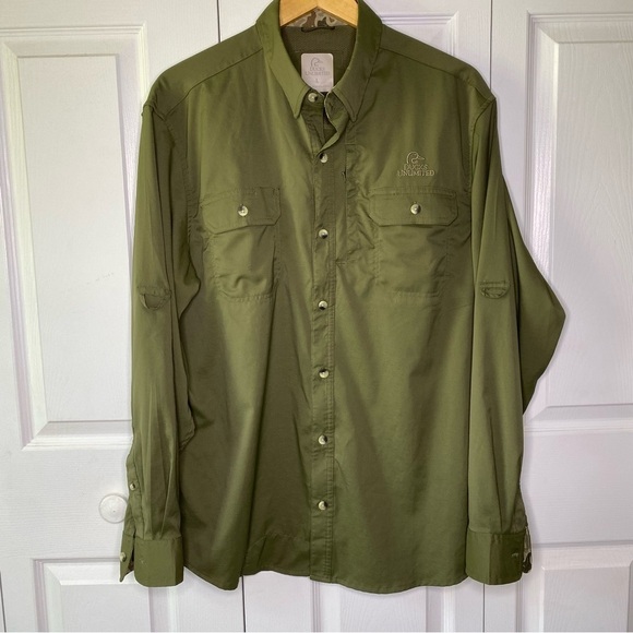 Ducks Unlimited Men's Button Down Utility Shirt in Green - Size L - Picture 1 of 7